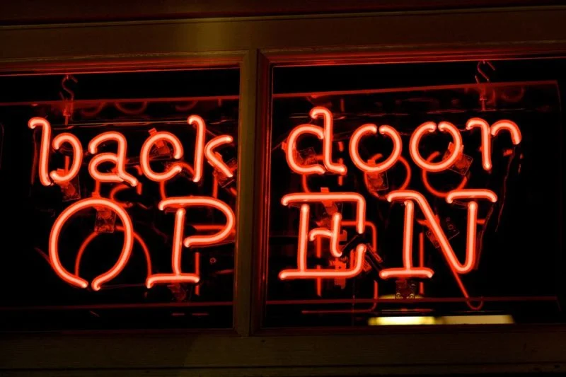 backdoor-800x533.jpg