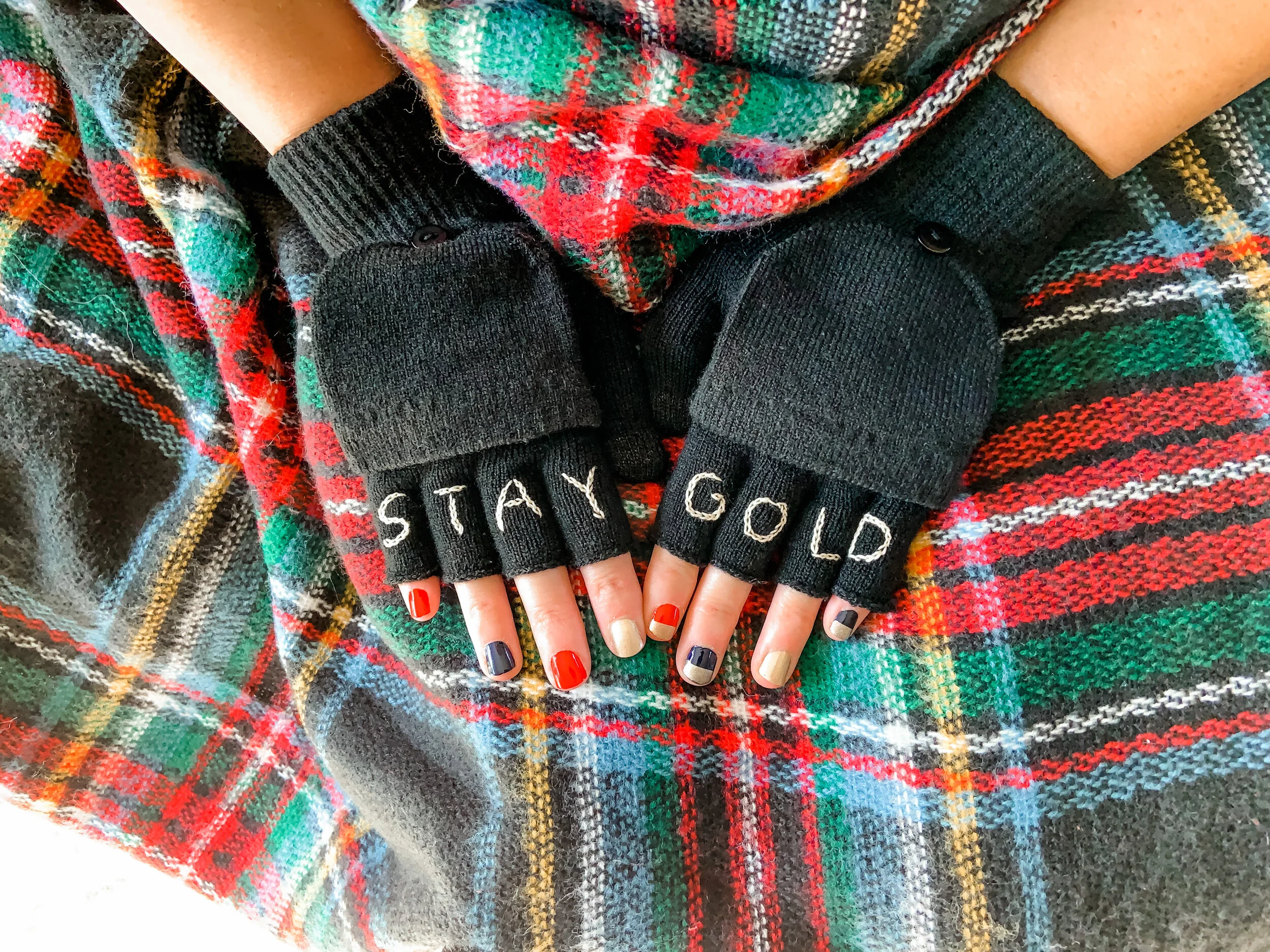 STAY GOLD CONVERTIBLE KNUCKLE TATTOO GLOVES