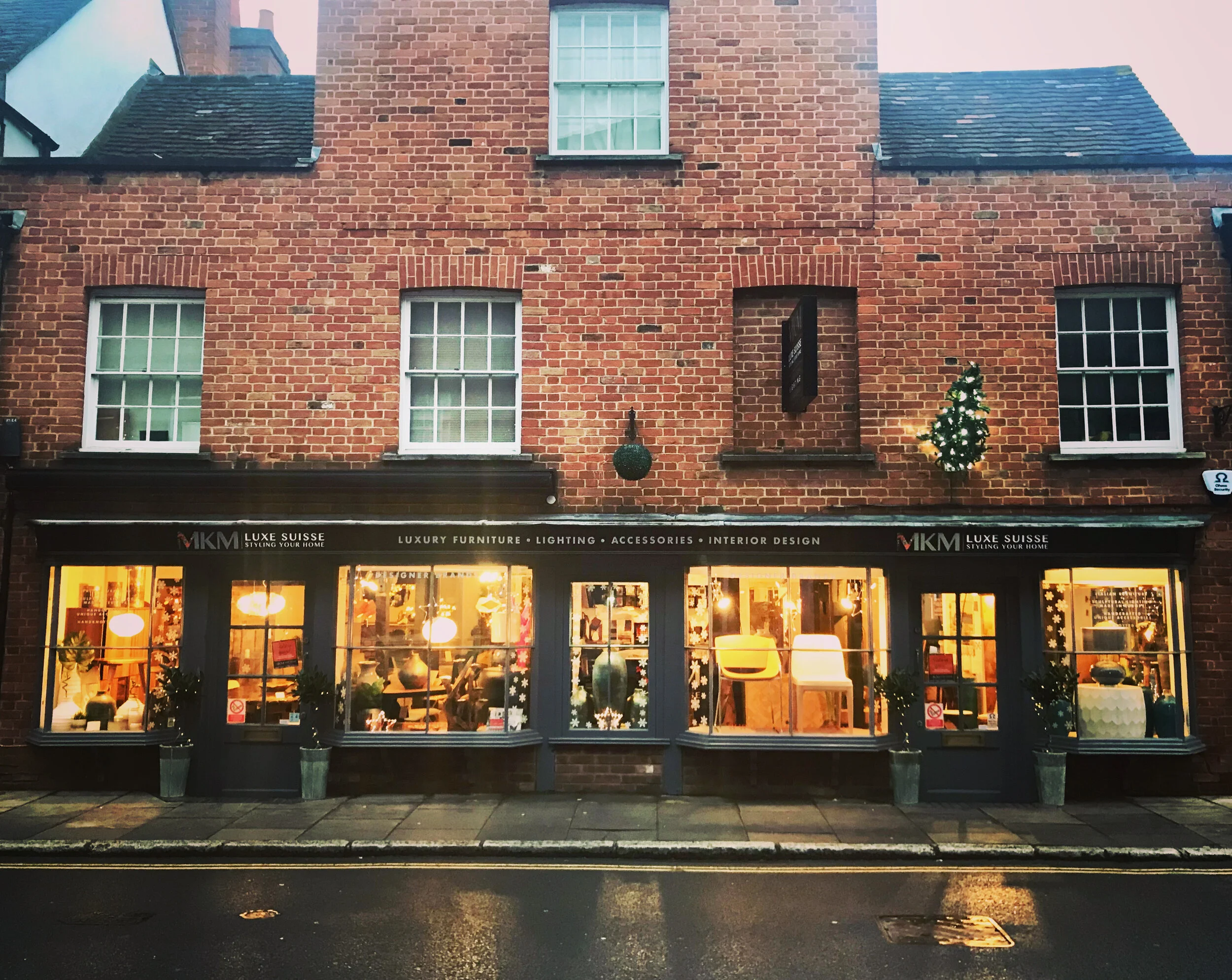 MKM Luxe Suisse - Eton.JPG