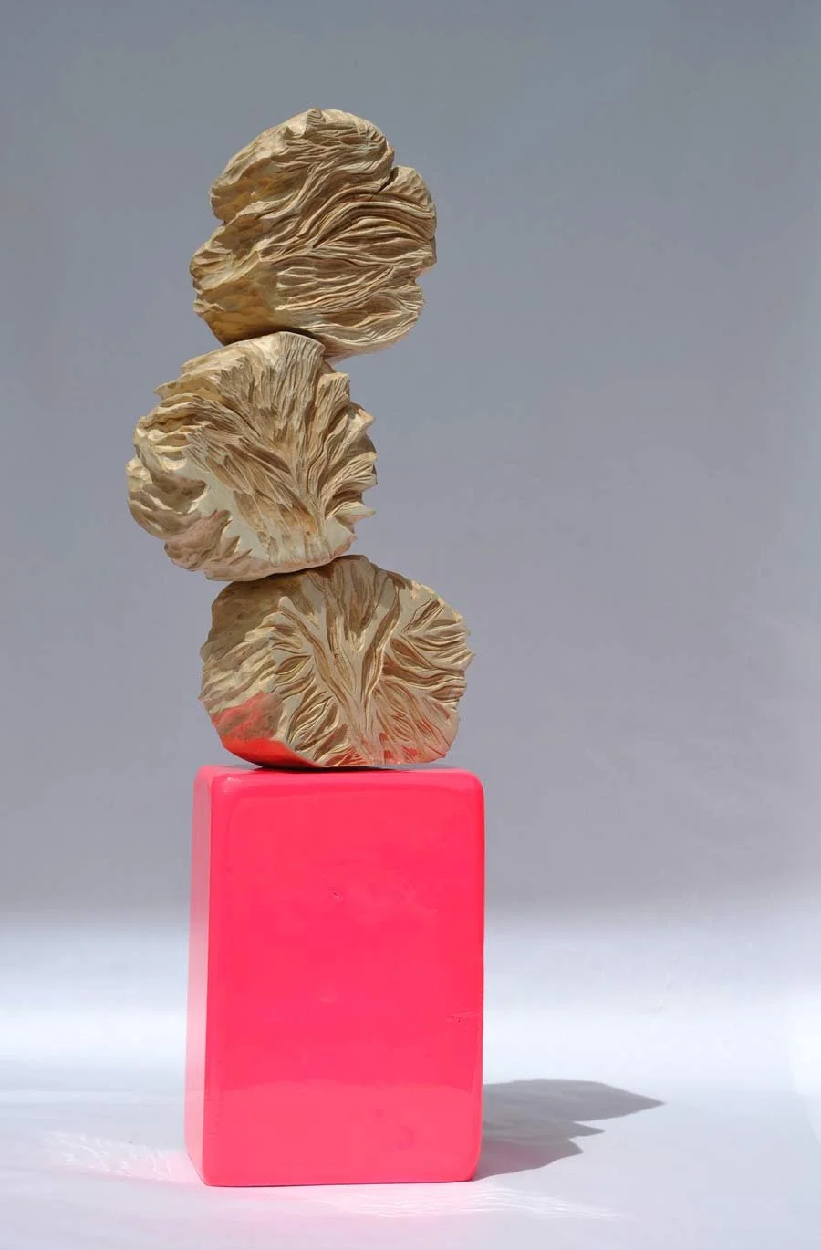  Off the grid | 2022  Birchwood sculpture, pine base, acrylic and resin.  91 x 29 x 20 cm  