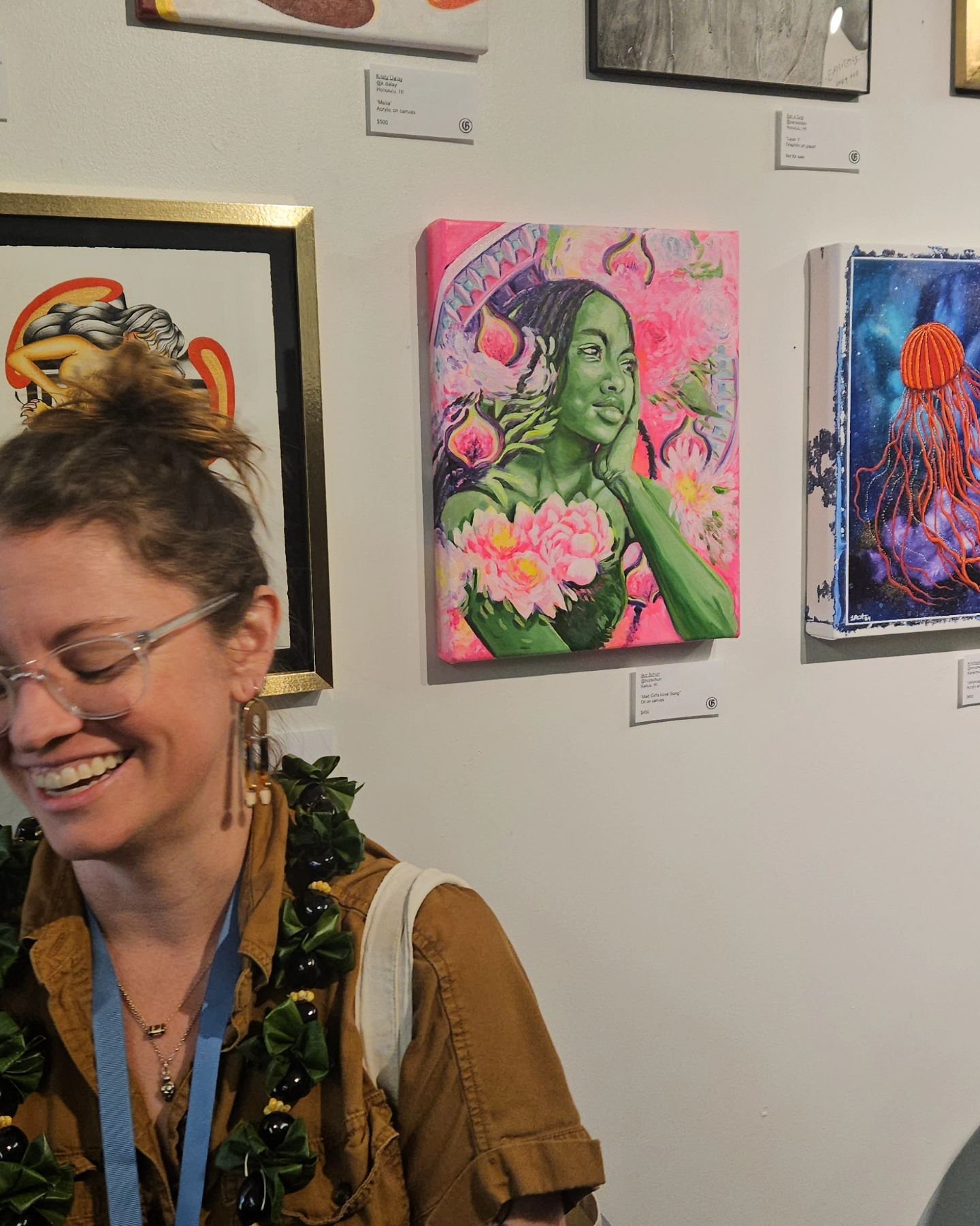 Throwback to the opening reception of EmpowerHER at @thegangway_gallery. I didn't manage to get pics with all my incredible artist pals because it was so packed! But it was a great night of cool art, cool peeps, and cool music (by the might talented 