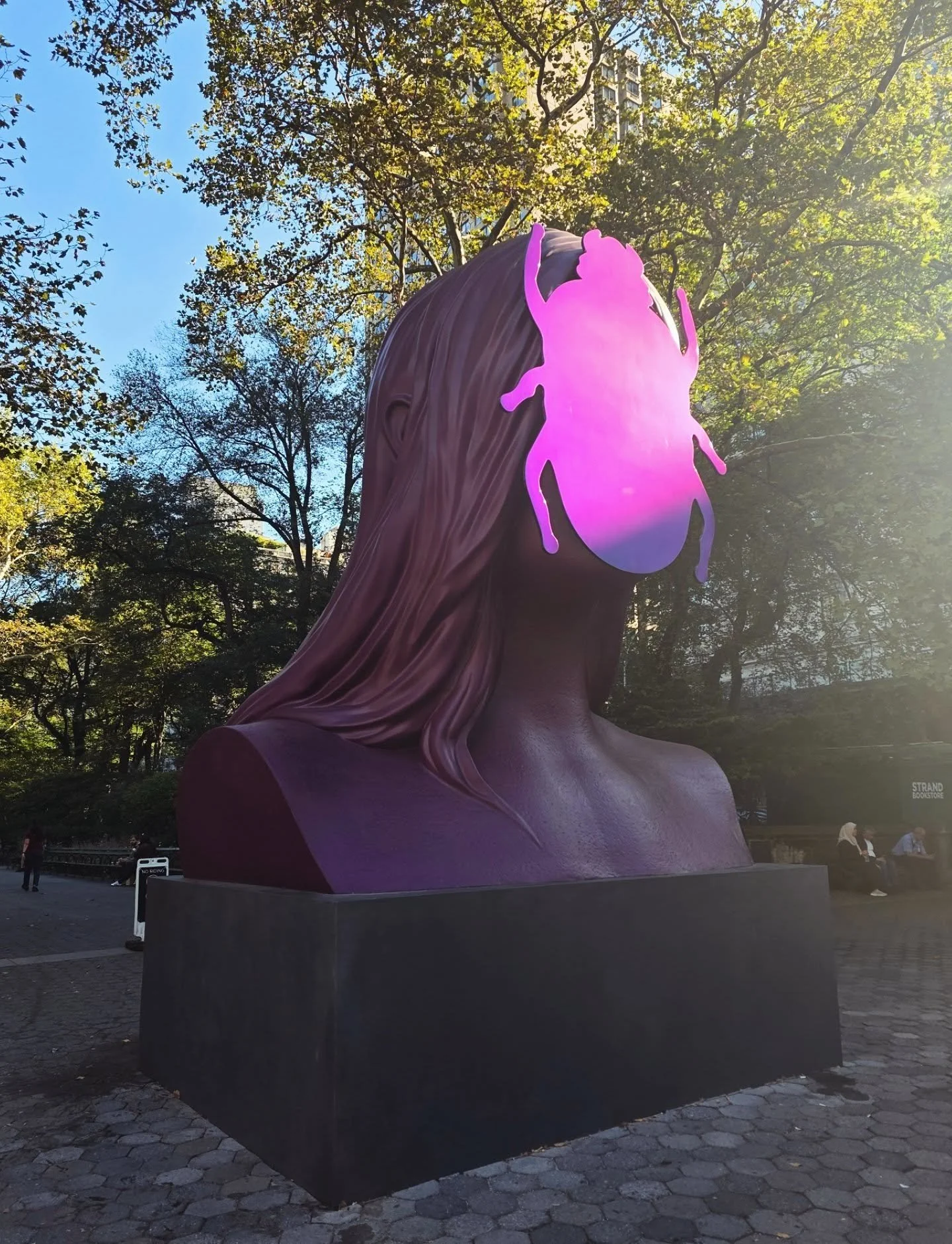 Day 1 in New York for fall break means Central Park, sculpture, ducks and books about bagels! ⛲️🥯

#newyork #centralpark #zabars #imaginenyc