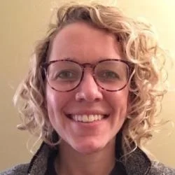 DIANA SUEDBECK DYS W19 FacilitatorDiana is the New Student Programs Manager in Stanford’s Undergraduate Advising and Research (UAR).