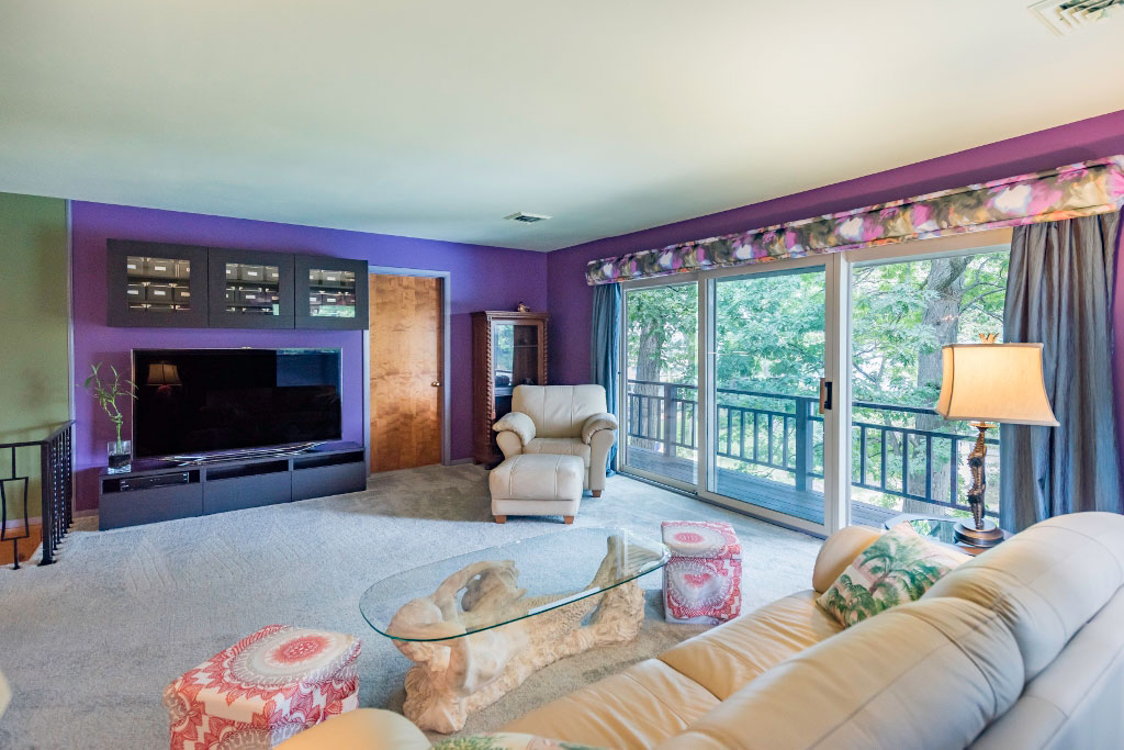 1954 Grove St, Highland Charter Twp, MI 48356