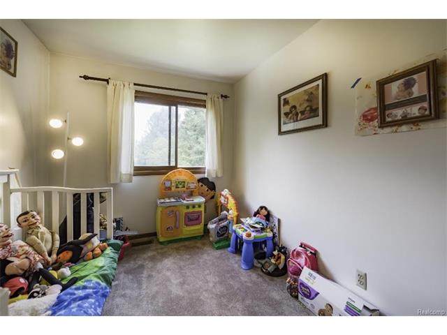 6520 CROFOOT Road, Iosco Twp 48843 - Bedroom