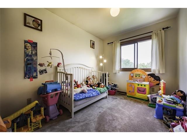 6520 CROFOOT Road, Iosco Twp 48843 - Bedroom