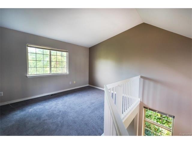 5397 Michael Drive, Ypsilanti Twp 48197 - Upstairs Balcony