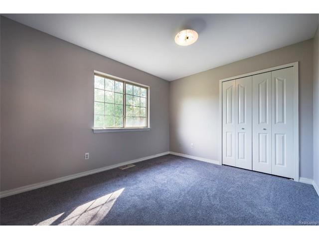 5397 Michael Drive, Ypsilanti Twp 48197 - Bedroom