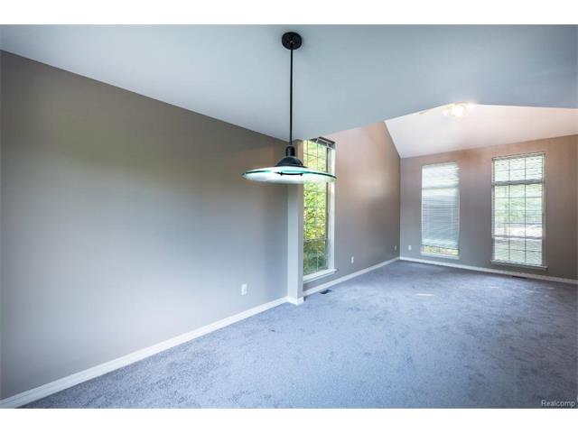 5397 Michael Drive, Ypsilanti Twp 48197 - Dining Room