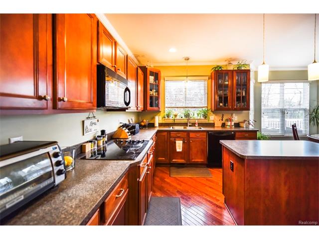Kitchen 4.jpeg