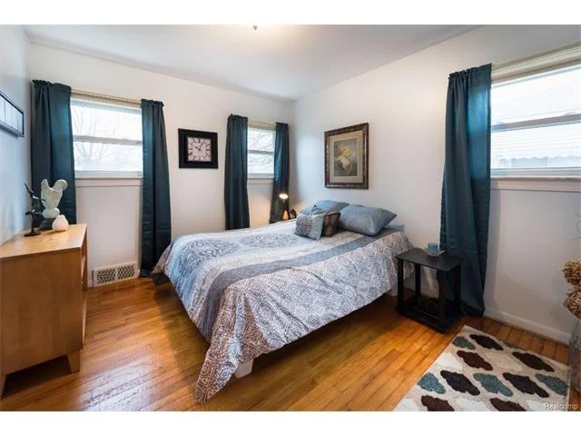 Bedroom 8 - 4371 Myron Avenue, Wayne 48184