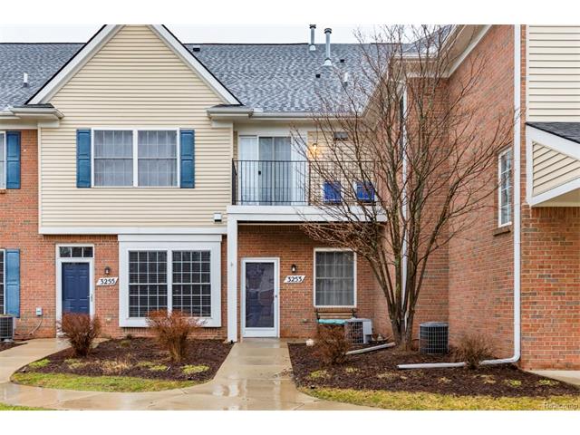 3253 Kneeland Circle, Howell Twp 48843 - Front