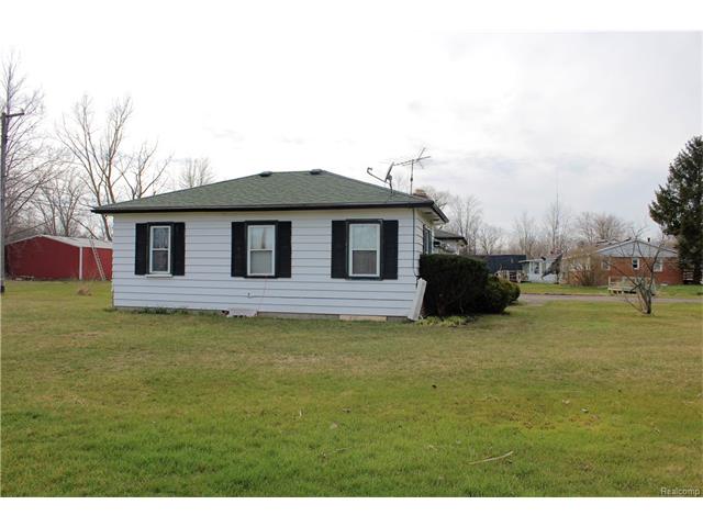 6305 OAKVILLE WALTZ Road, Exeter Twp 48117 - Backyard 5