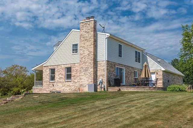 Backyard - 62800 HICKORY HILL Court, Lyon Twp 48178