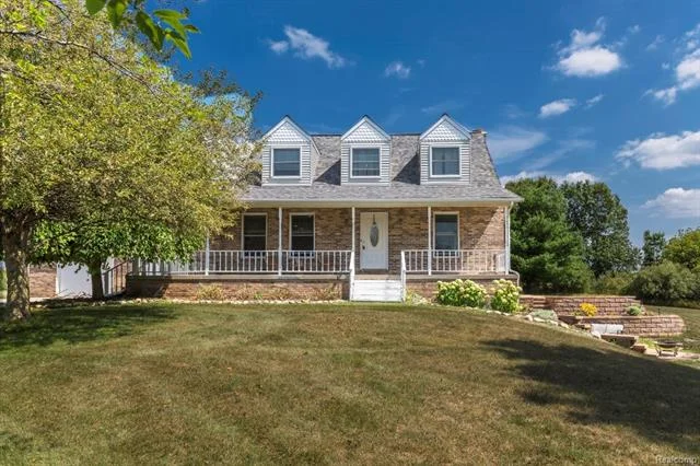 Front - 62800 HICKORY HILL Court, Lyon Twp 48178