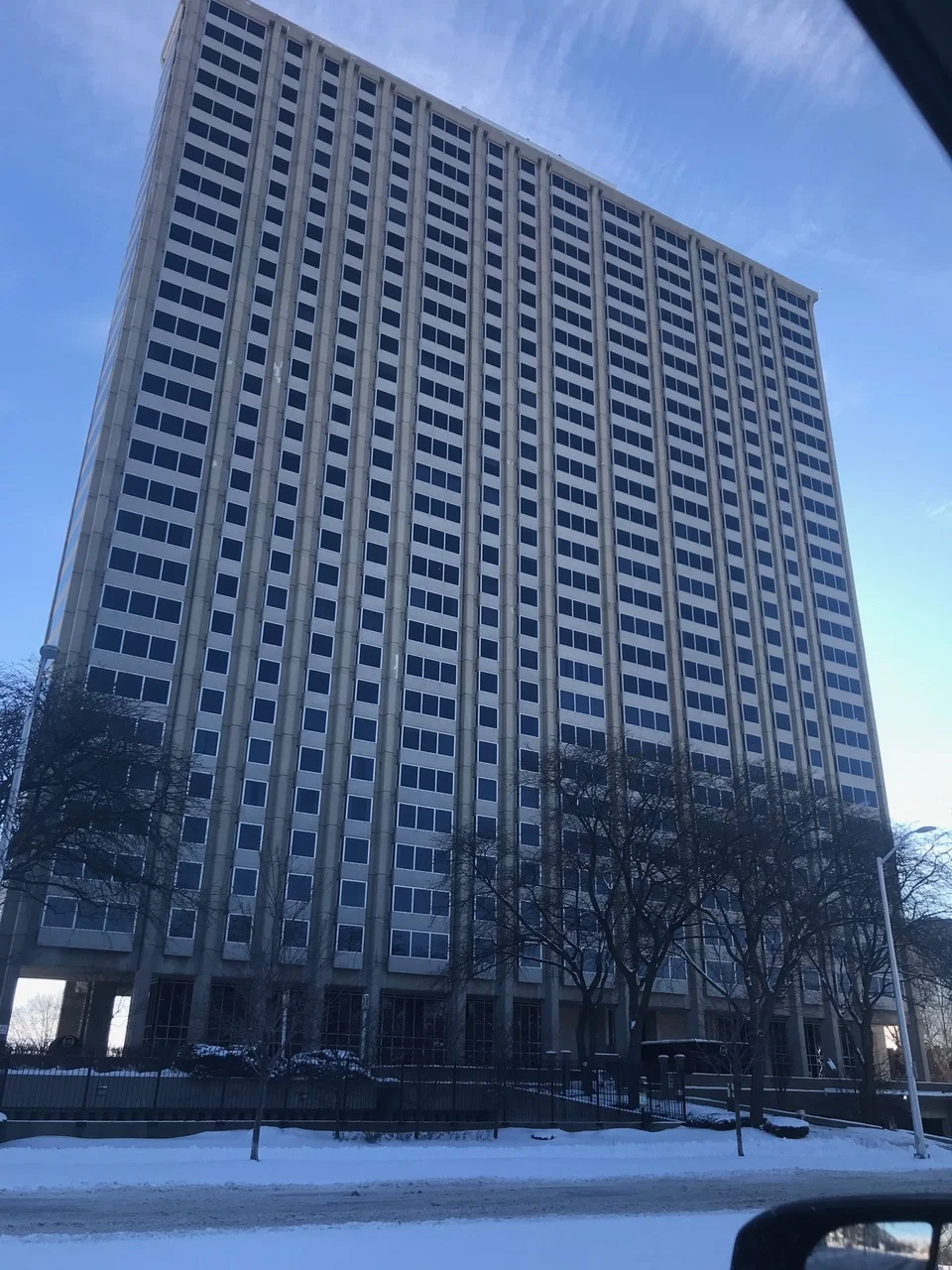 Detroit High Rise - Hinton Real Estate Group