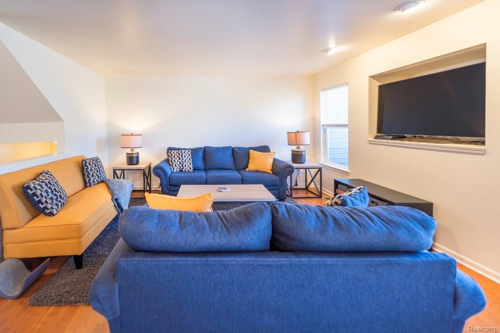 Family Room.jpeg
