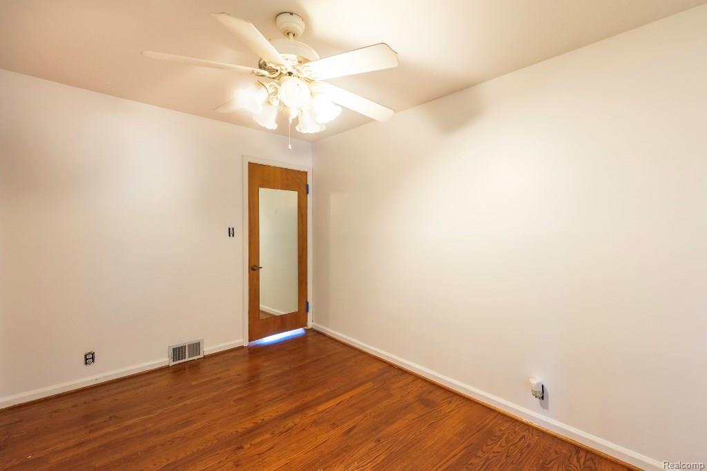 Bedroom 2.jpeg