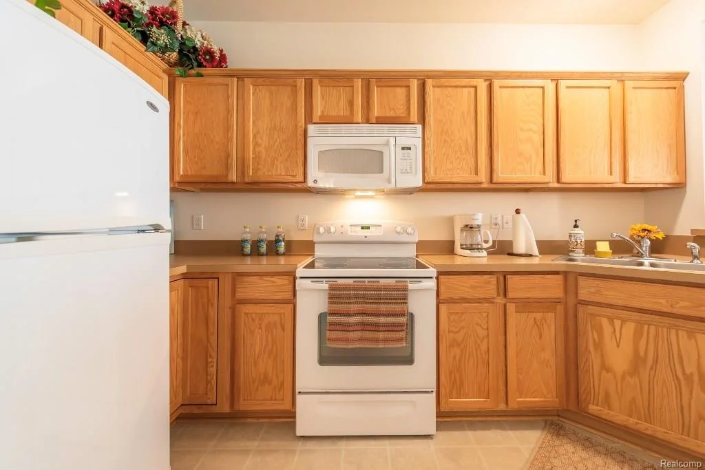 Kitchen 3.jpeg