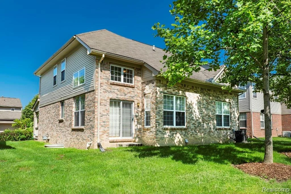 Condo in Ypsi - Hinton Real Estate Group
