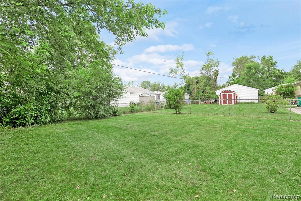 Condo in Ypsi - Hinton Real Estate Group