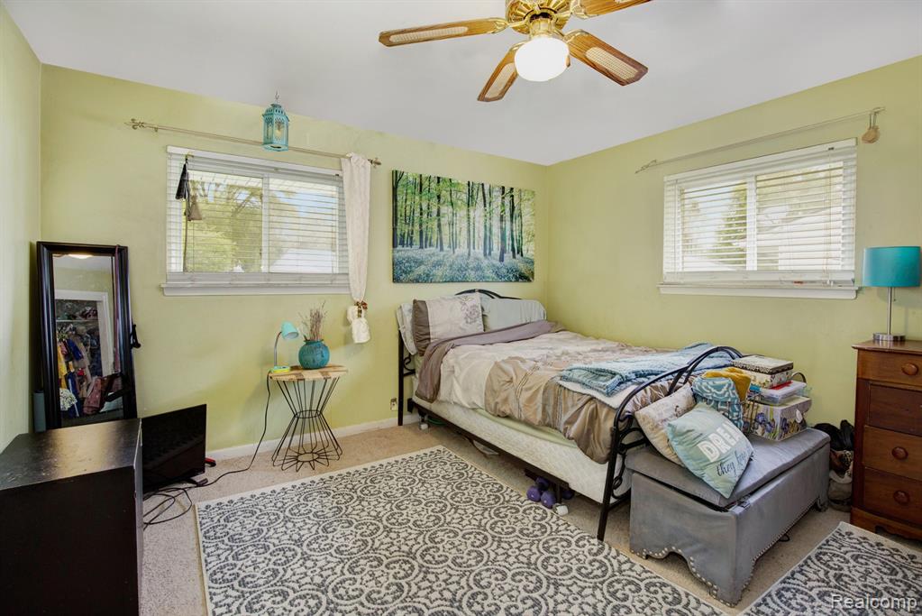 Homes for Sale in Ypsi - Hinton Real Estate Group