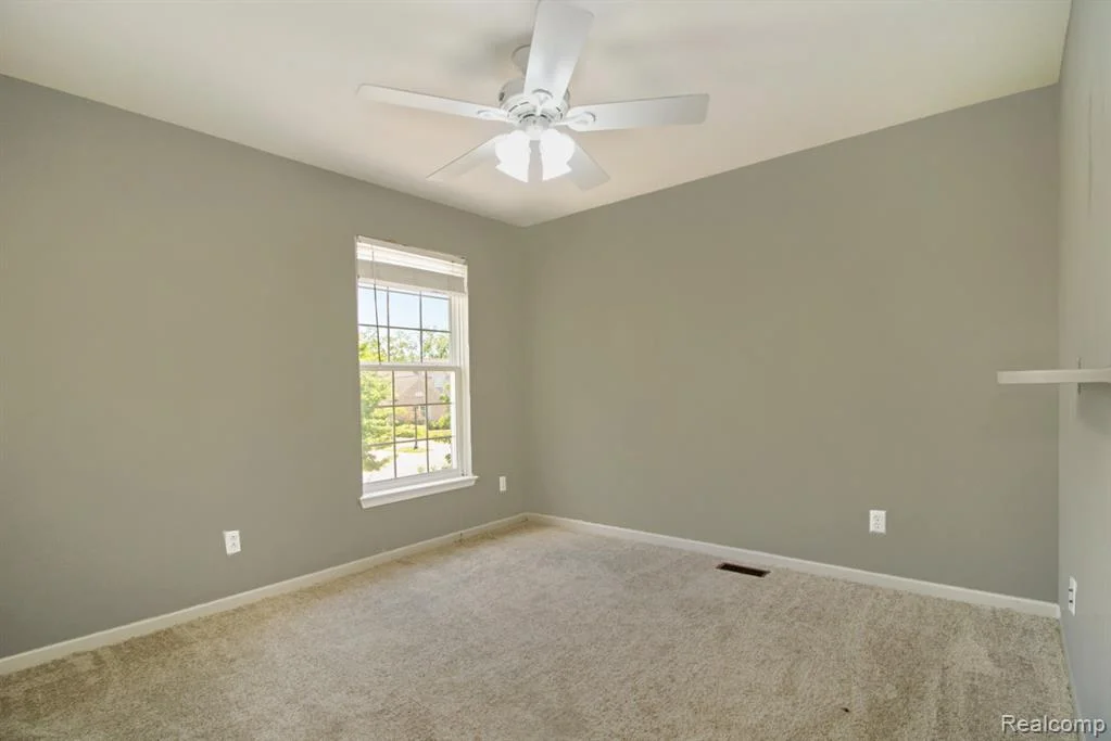 Bedroom .jpeg