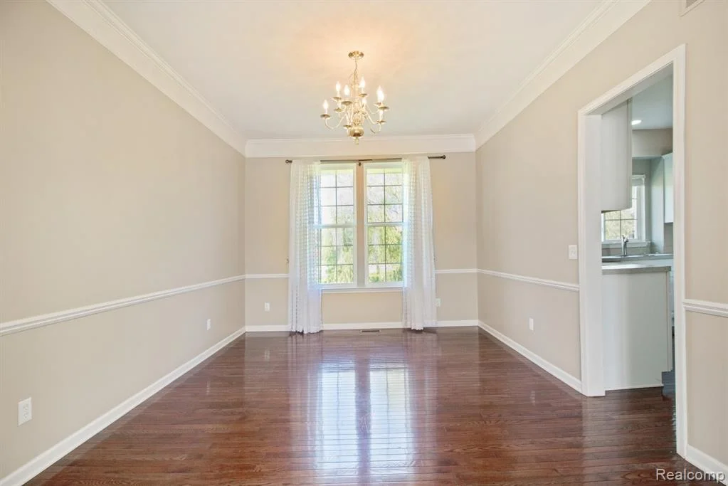 Dining Room 3.jpeg