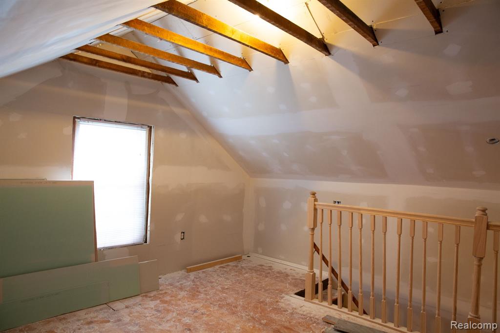 Loft 2.jpeg