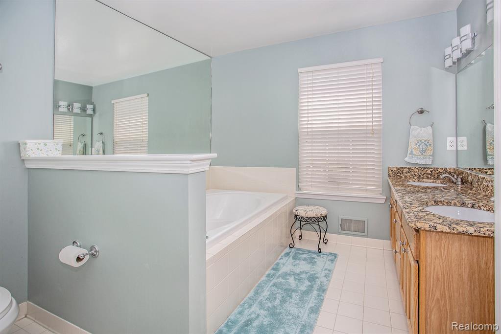 Master Bathroom.jpeg