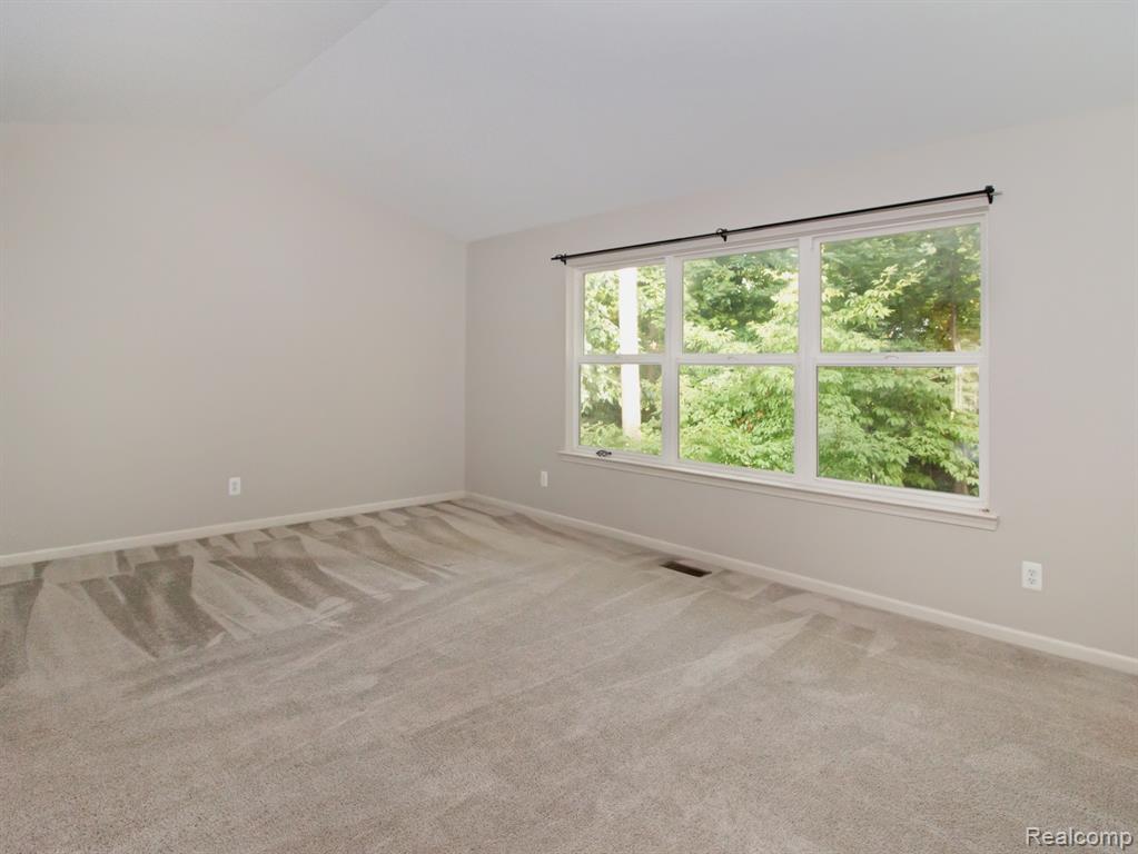 Bedroom 2.jpeg