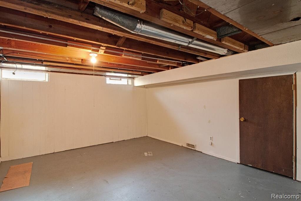 Basement 2.jpeg