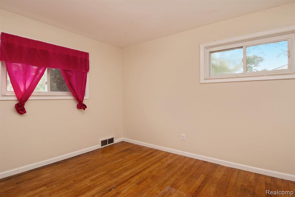 Bedroom 3.jpeg