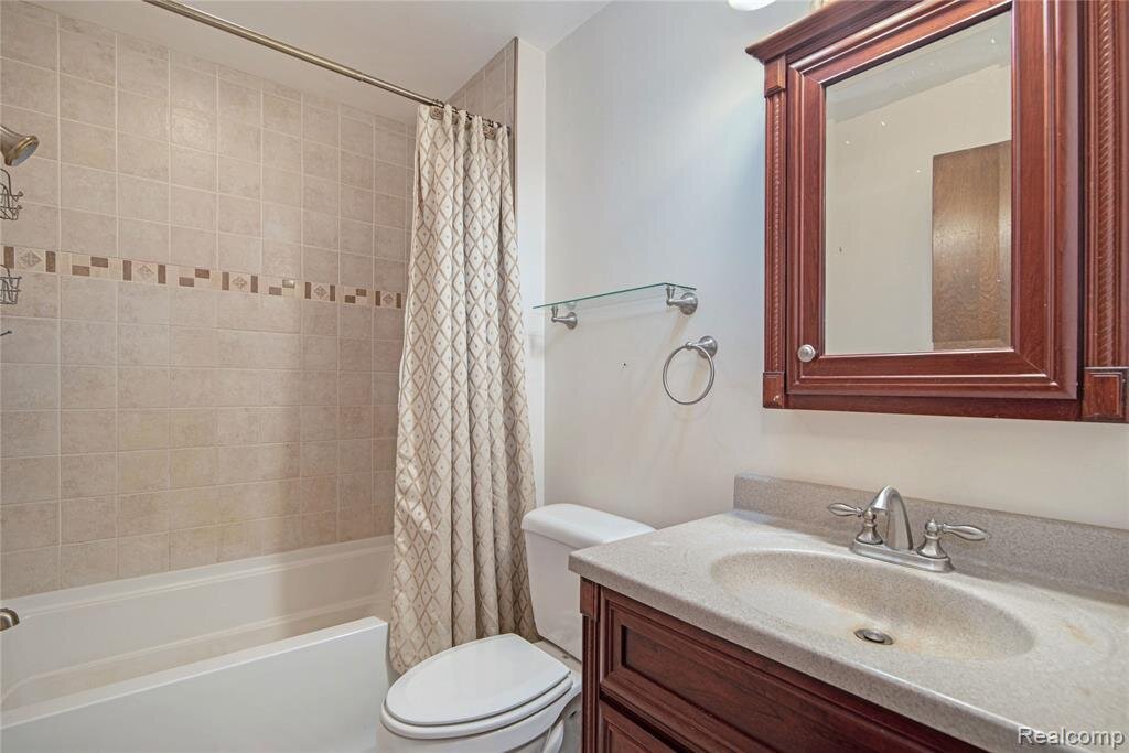 Bathroom.jpeg
