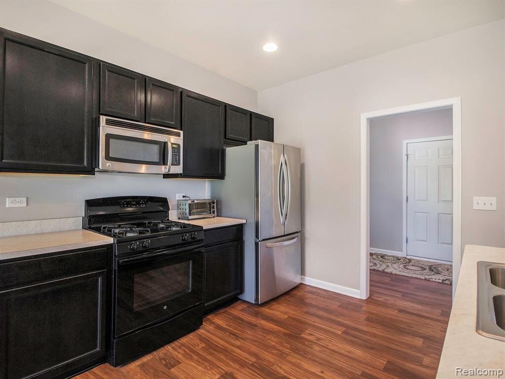 Kitchen 3.jpeg
