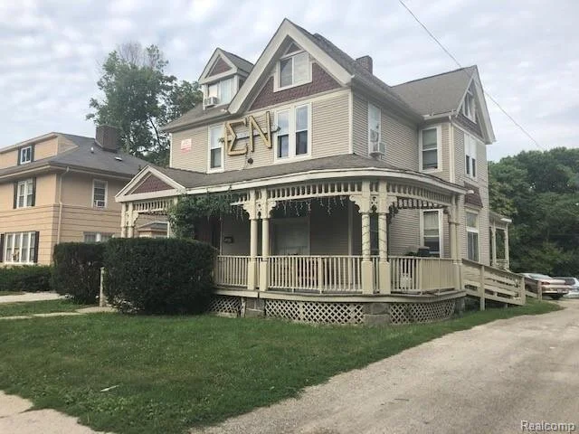 Homes FOR SALE in Superior Twp- Hinton Real Estate Group