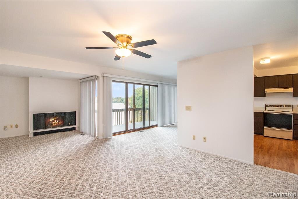 Family Room.jpeg
