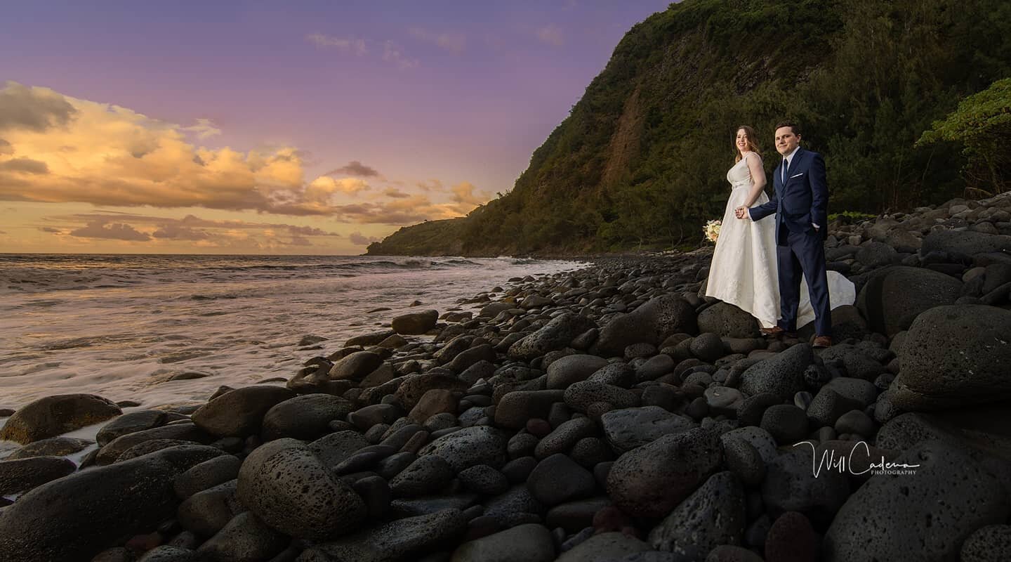 Want to wish @heyhelloashley &amp; @im.mr.boring Happy one year #wedding #Anniversary . (Big island, #Hawaii )
.
It was one of the most intimate, lay back weddings I done so far in my career... so much love... only thing that was missing was Toby, th