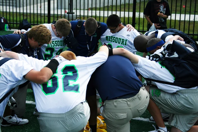 missourihuddle.jpg