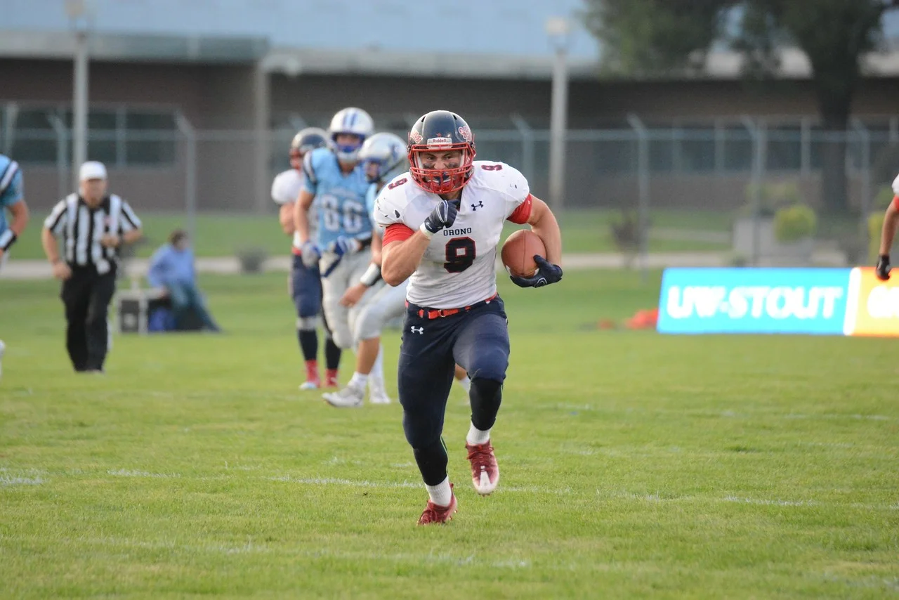 thumbnail_Bobby football action.jpg