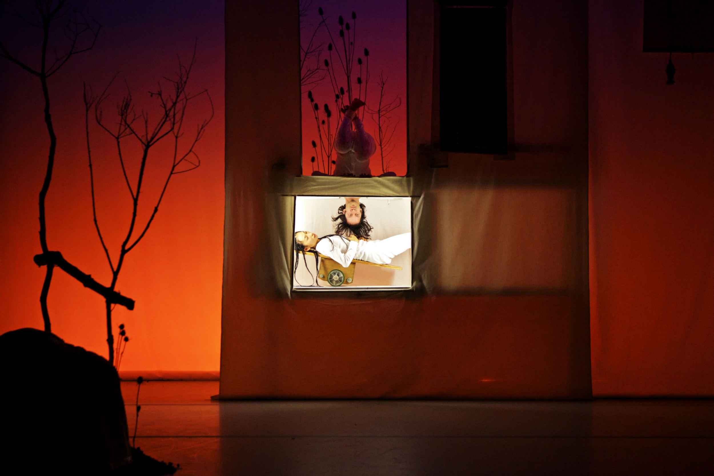 line-between-inkboat-odc-theater-allen-willner-lighting-upside-down.jpg