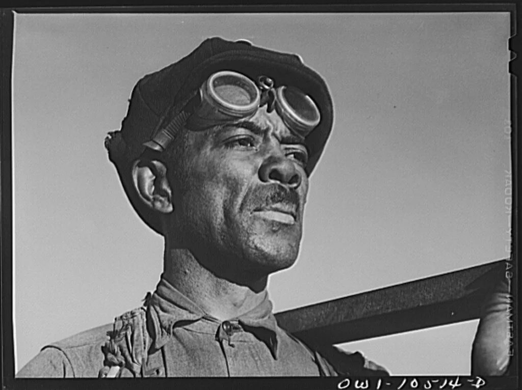 "Railroaders" 1942-1943 photographs at the Historic Pullman Foundation through Dec. 31