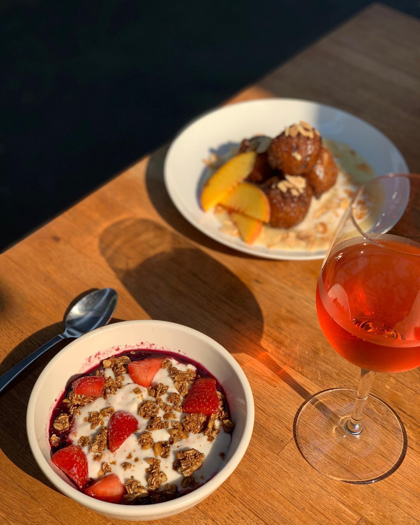 @h16apartments is brunching the right way at REV! On the patio or at home, either way, just make sure there&rsquo;s plenty of ros&eacute;✨
.
📸 @h16apartments
.
brunch menu 10-3 &bull; full menu all day
.
#OpenForBusiness #PatioDining #OpenForTakeout
