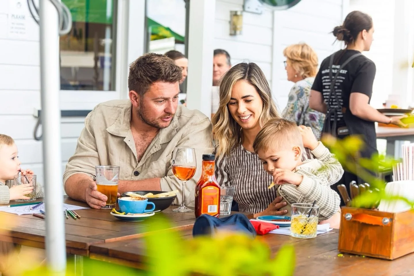 We&rsquo;re open all long weekend, including Waitangi Day tomorrow &mdash; so come and see us ☀️

🎶 Saturday night from 5pm, join local legend Steve Carlin will be playing live in the Garden Bar.

🎨 Monday night, local artist Jane Gibbons hosts Sip