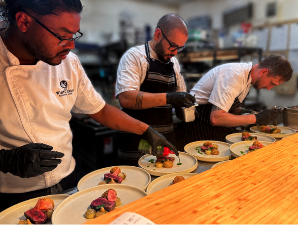 SEASONAL MENU TASTING AT THE WHITE SWAN