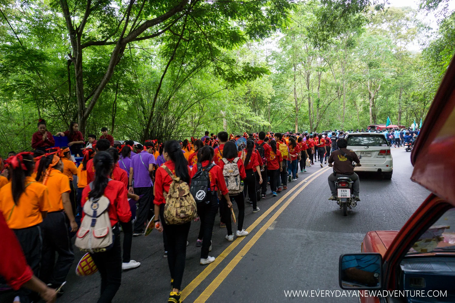 freshmen walking up Doi Suthep