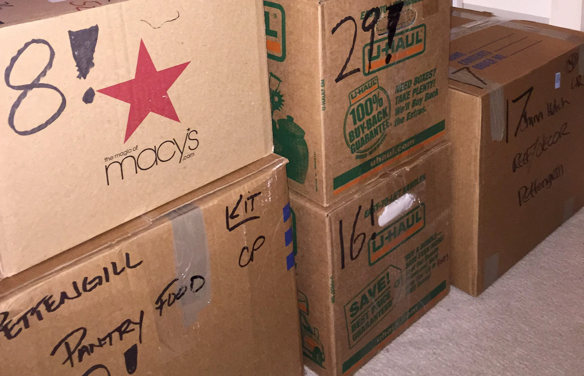 Moving is Hard - Packing Up the Apartment before Traveling the World