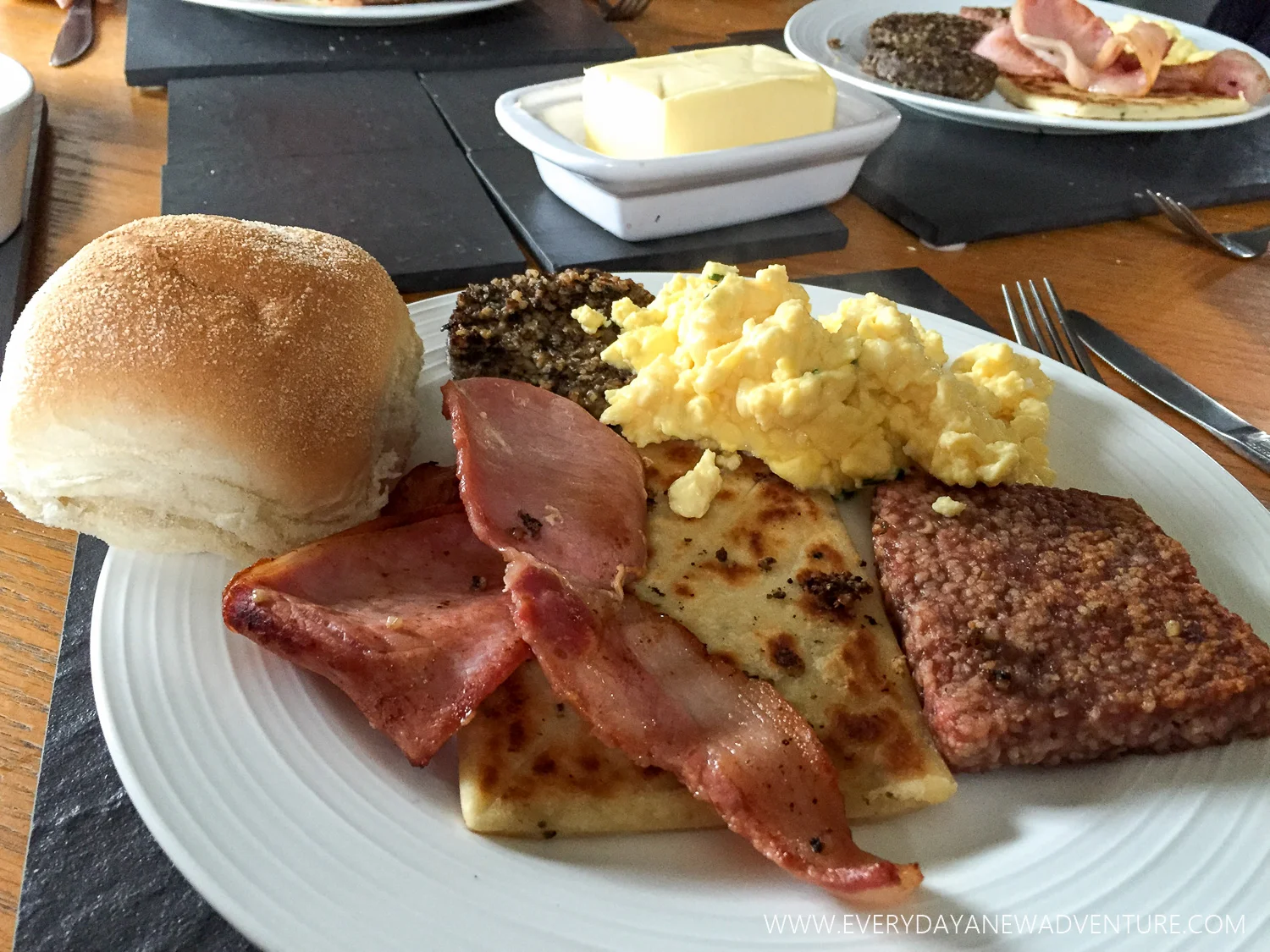 Traditional Scottish breakfast courtesy of our friend, Chic, at his house in Stirling! Look at that perfect haggis and lorne sausage! 