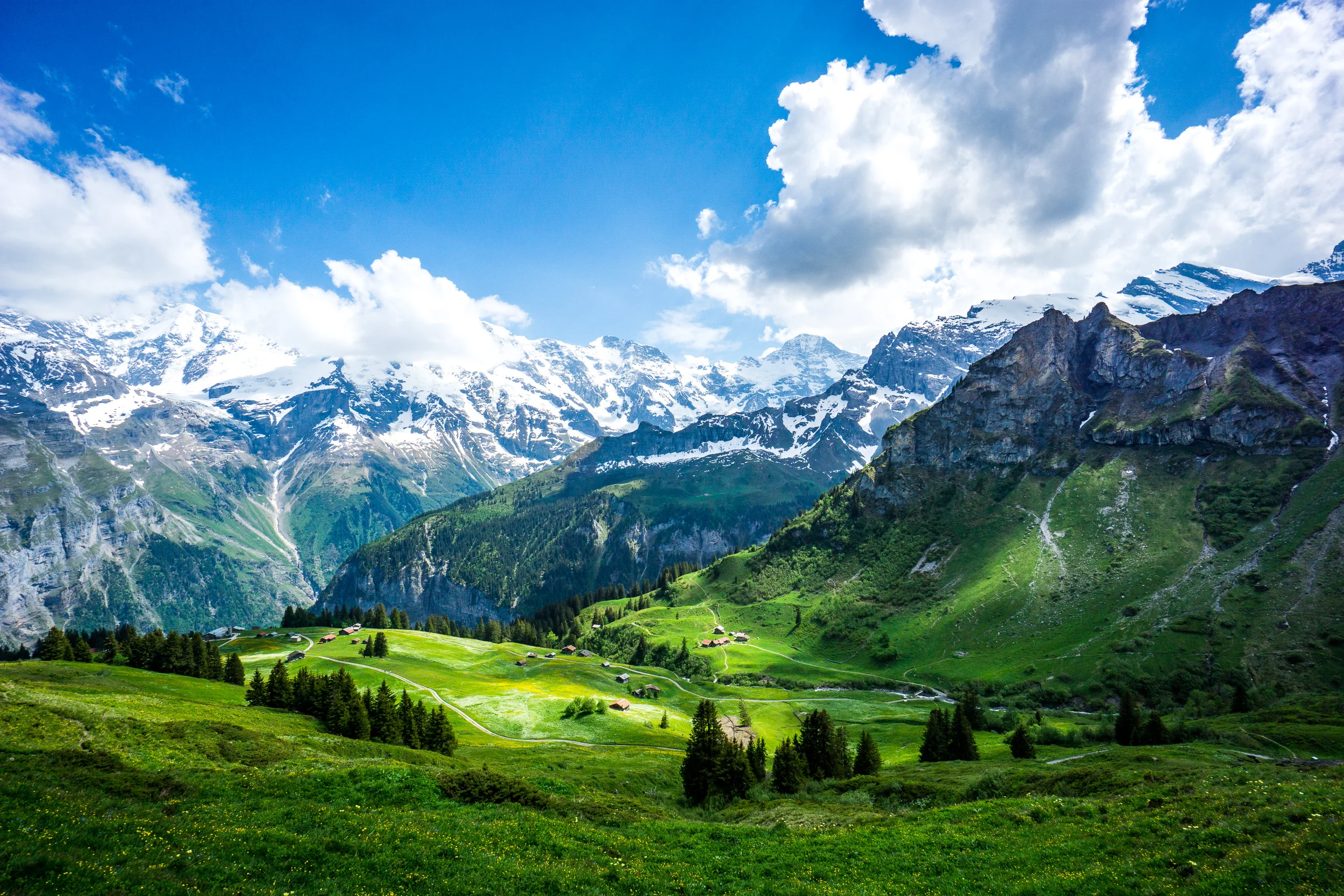 [SqSp Background] Gimmelwald-02150.jpg