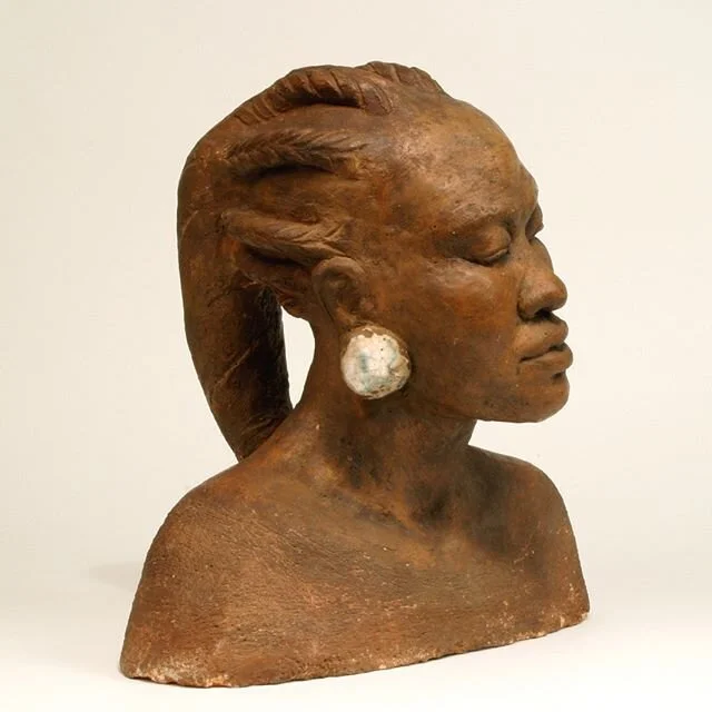 Maudelle, c. 1937, Beulah Ecton Woodard⠀⠀⠀⠀⠀⠀⠀⠀⠀
⠀⠀⠀⠀⠀⠀⠀⠀⠀
#hairhistory #hairstyle #vintagehair #arthistory #thehairhistorian #BeulahWoodard